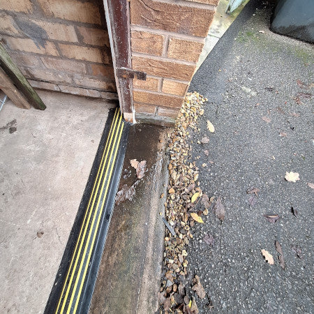 How to Stop Leaves and Pests Getting Into Your Garage
